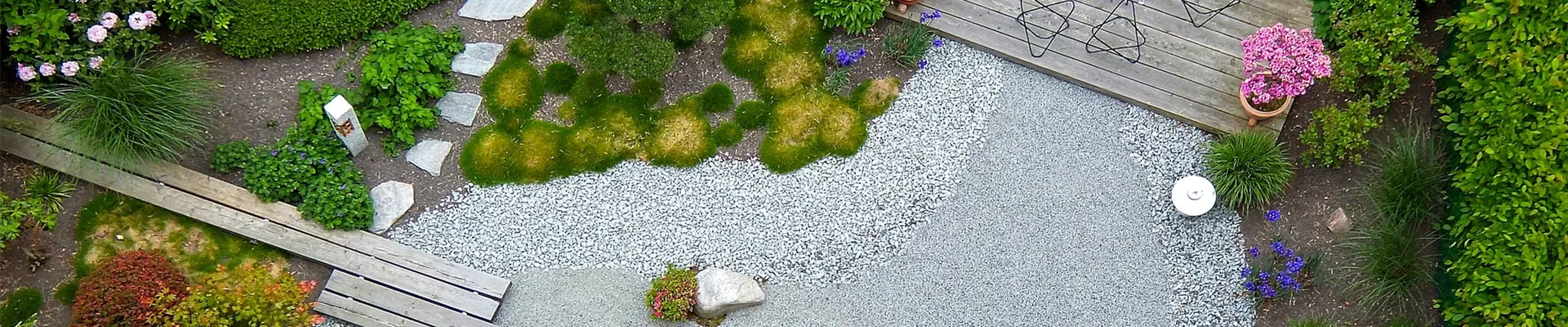 garden-landscaping-1684852_1920